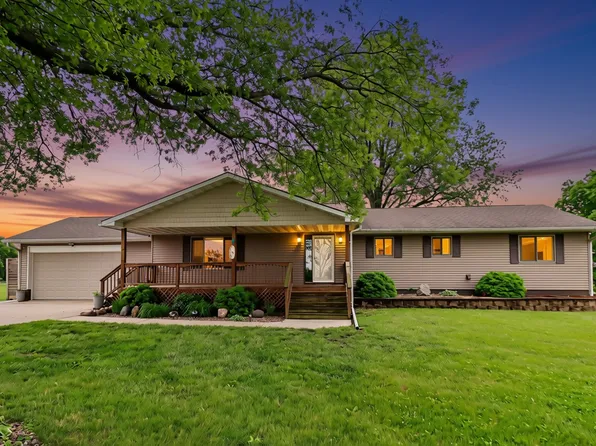 9555 SE 6th Ave, Runnells, IA 50237