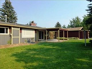 2nd image of 301 N Valley Dr