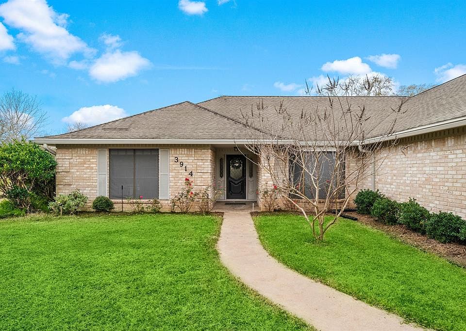 1st image of 3914 Oakwick Forest Dr