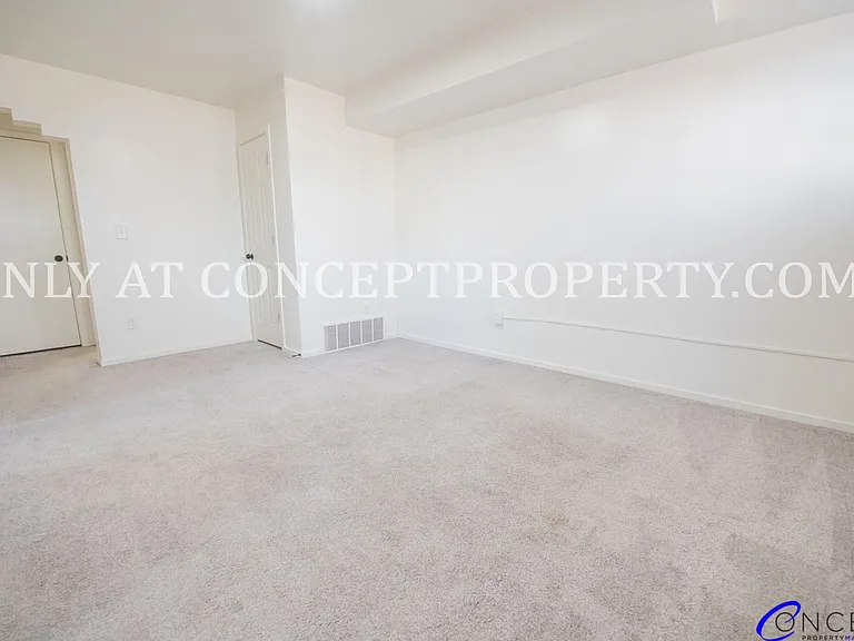 2204 Jefferson Ave — Photo 22