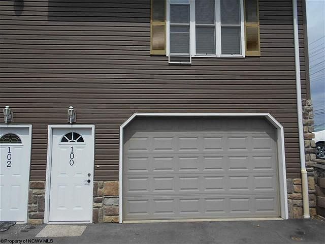 1st image of 100 Rystan Pl