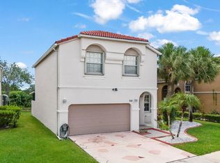 301 NW 151st Ave, Pembroke Pines, FL 33028