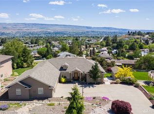 781 Queens Ct, Wenatchee, WA 98801