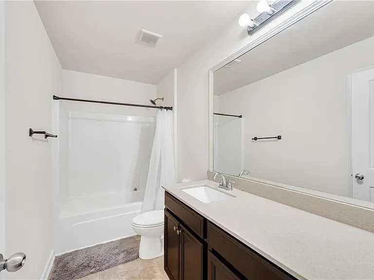 4920 Breezewood Cir — Photo 25