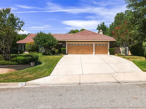 440 Lantern Crest Dr, Redlands, CA 92373
