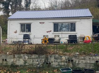 678 Lexington St, Maysville, KY 41056