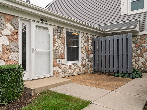 2nd image of 1040 Glouchester Hbr