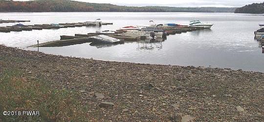 4th image of Shady Glen Dr