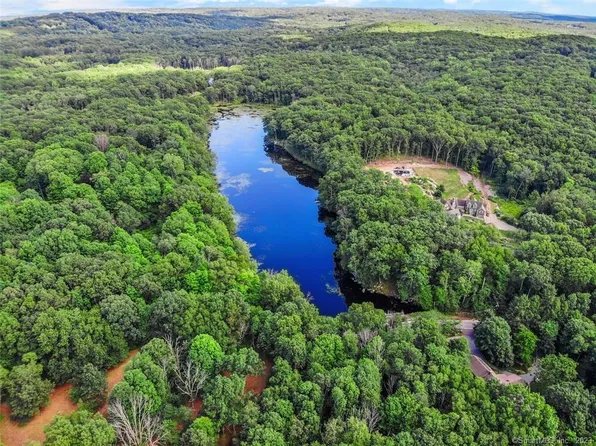 4 Old Mill Road, Newtown, CT 06482