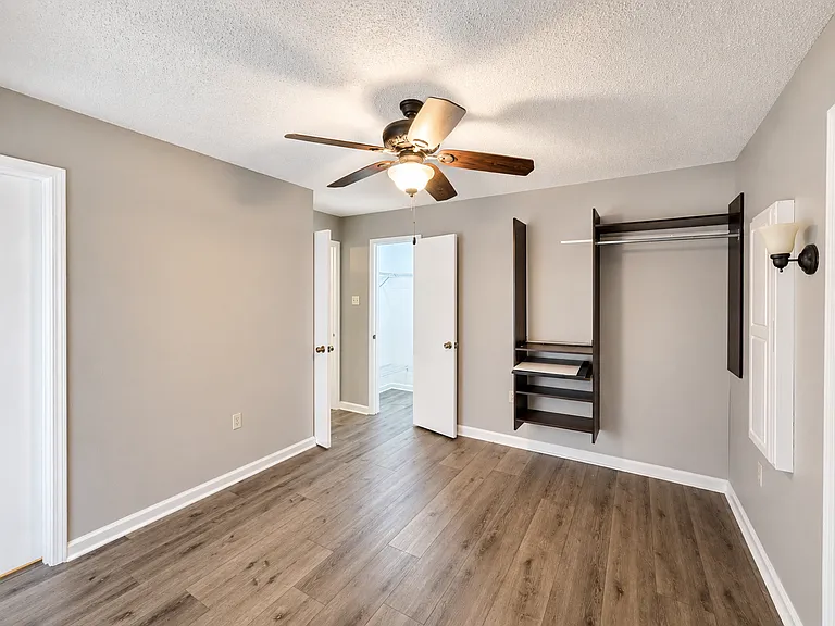2167 Elkwood Dr — Photo 11