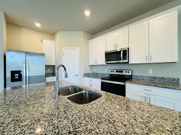496 Adalines Aly — Photo 7