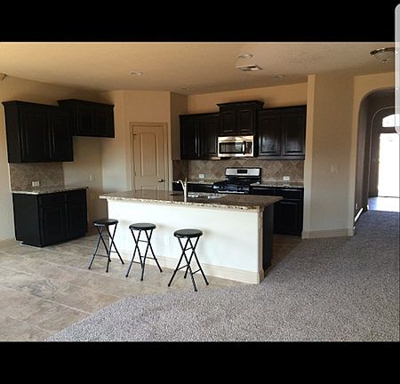 2nd image of 3917 Firenze St