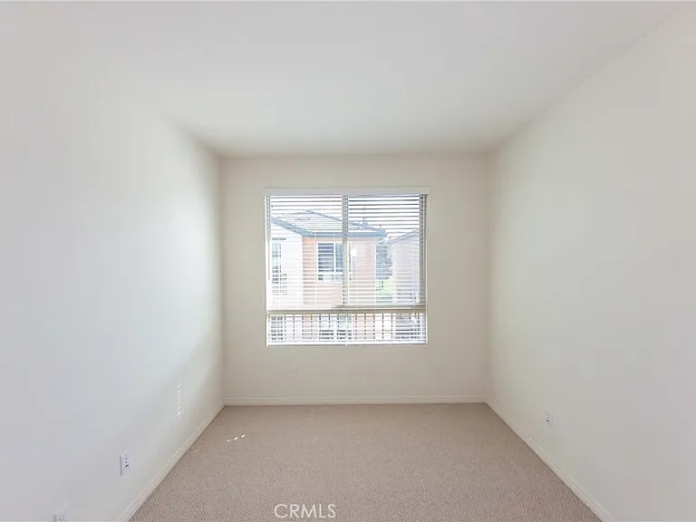 12011 Millennium Park Ct — Photo 23