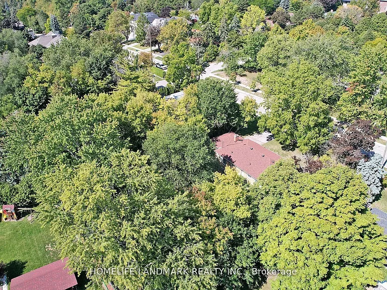 11 Uplands Ave #BASEMENT — Photo 36