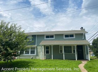 13 E 9th St N, Sand Springs, OK 74063