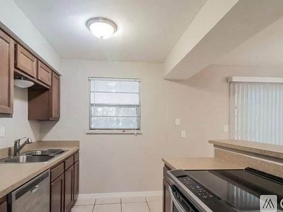 2nd image of 1181 Sharon Dr #1