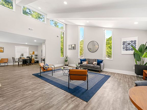 3rd image of 2935 Old Concord Rd SE #2937-201
