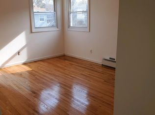 222 Giffords Ln, Staten Island, NY 10308