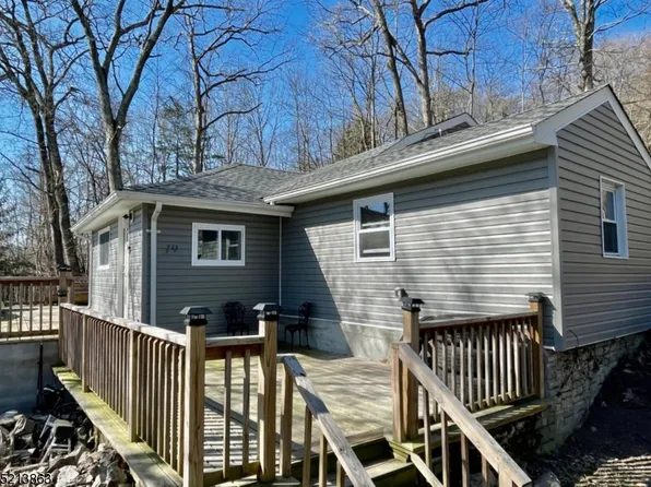19 W Shore Trl, Hardyston Twp., NJ 07460