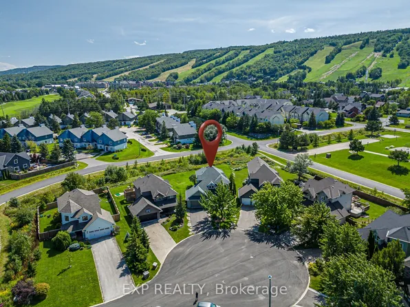 106 Crossan Ct, Blue Mountains, ON L9Y 0M3