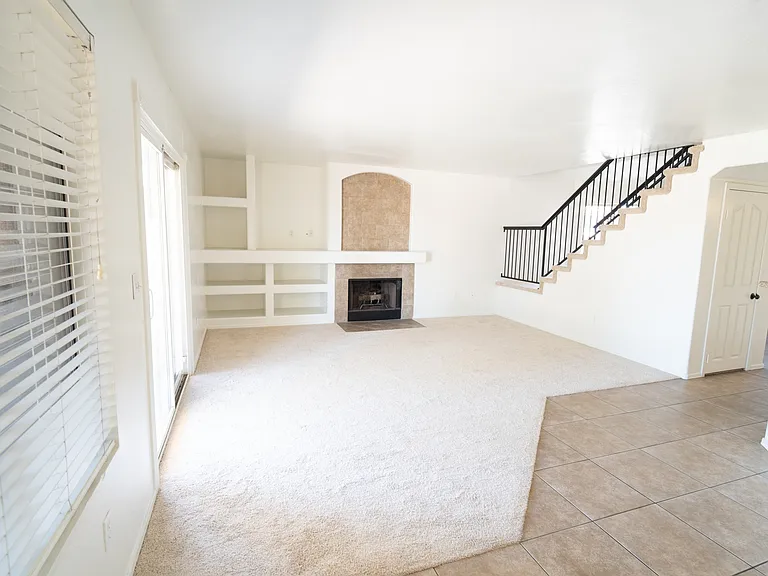 1492 N Saddle St — Photo 10