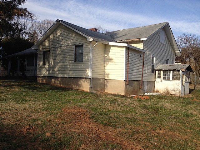 1st image of 50 W Highland Ave