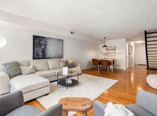 120 Beaconsfield Rd APT 12, Brookline, MA 02445