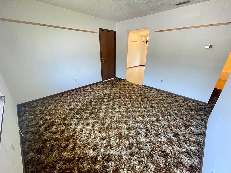 4515 W Millbrook Dr #H — Photo 2