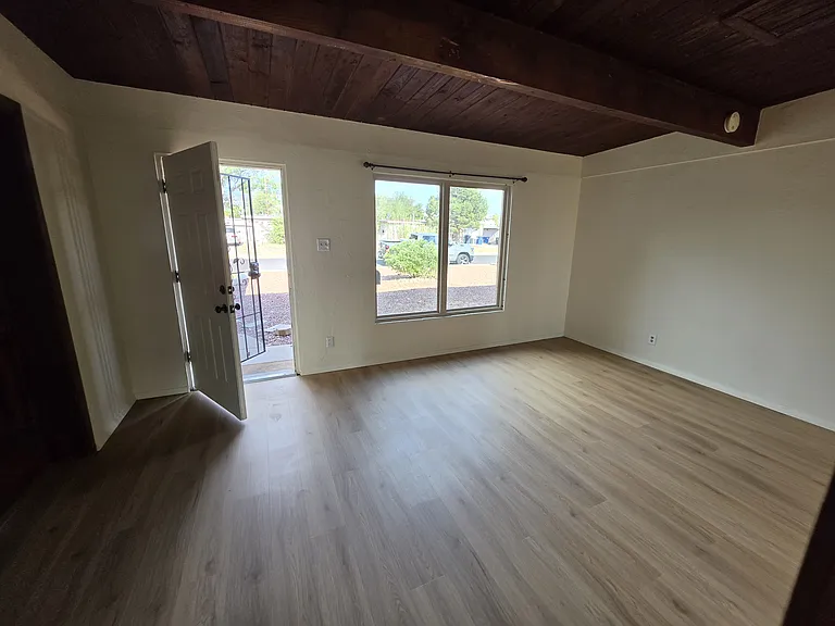 2625 Florida St NE — Photo 6
