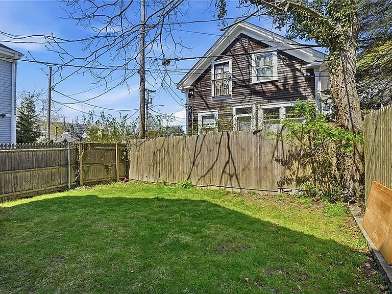 8 Mann Ave #1 — Photo 14