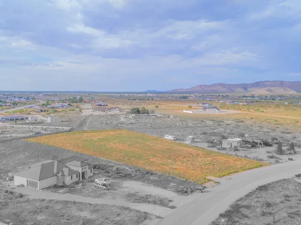 14261 Wagon Trail Dr, El Paso, TX 79938