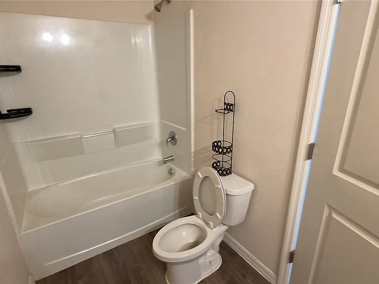 9112 Aegean Cir — Photo 18