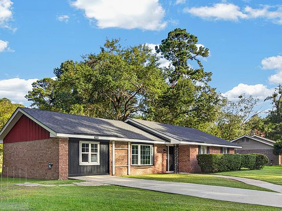 2nd image of 708 Marlborough Ct