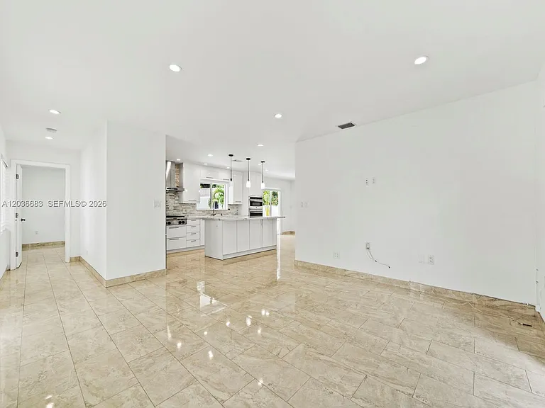 19715 SW 99th Pl — Photo 15