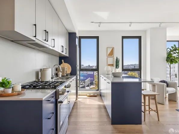 988 Harrison St #807, San Francisco, CA 94107