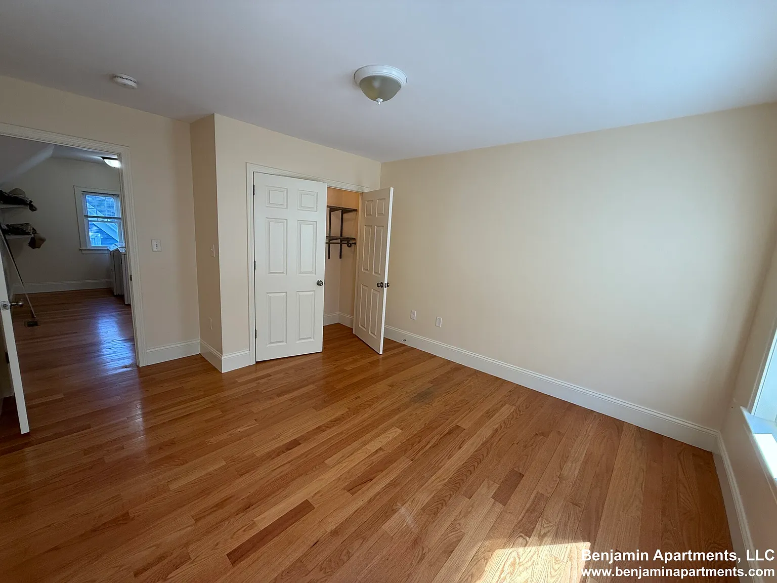 4 bed, $4,000 — Photo 3
