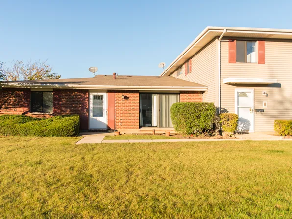 222 Nauset Ln, Schaumburg, IL 60194