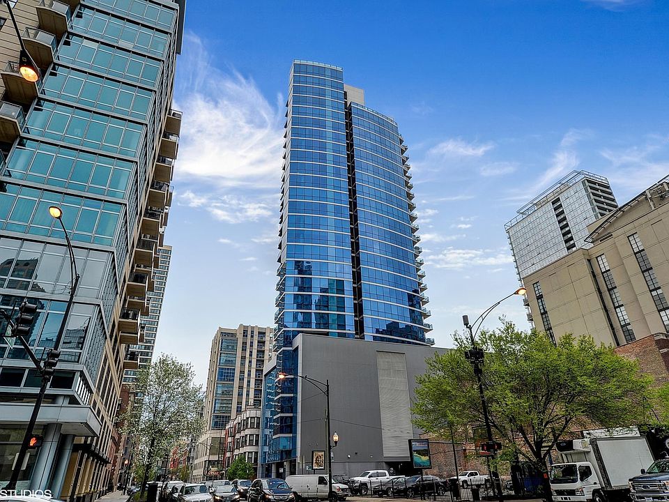 1st image of 110 W Superior St #1804