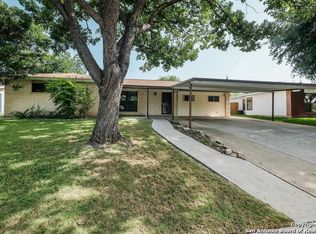 7410 Gallop Dr, San Antonio, TX 78227