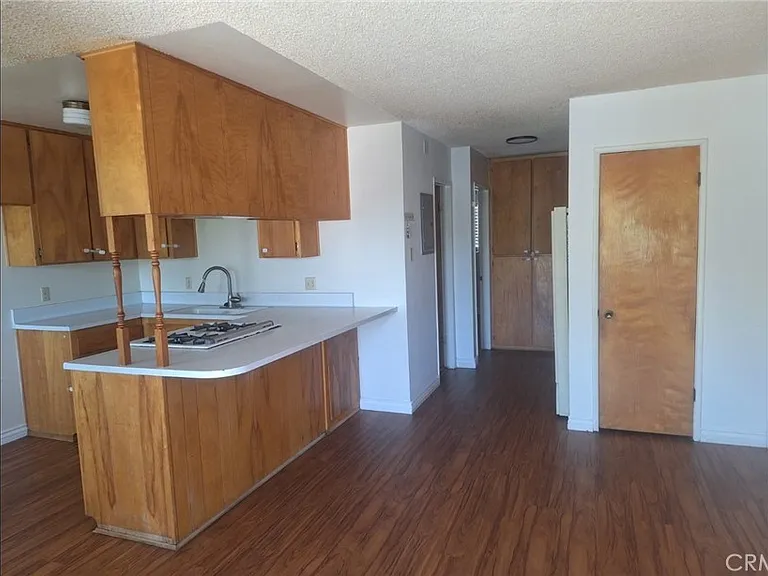 12250 Bryant #D — Photo 5