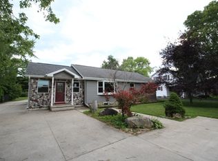 2831 Omro Rd, Oshkosh, WI 54904