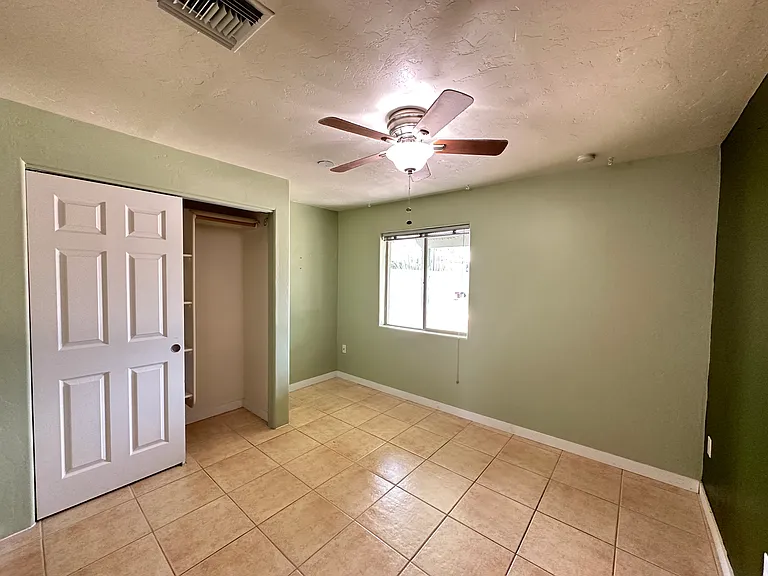 2208 N Rita Ave — Photo 8