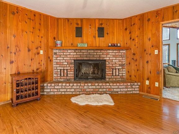 4th image of 1800 Medina Dr #80