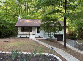 102 Blossom Ct, Westminster, SC 29693