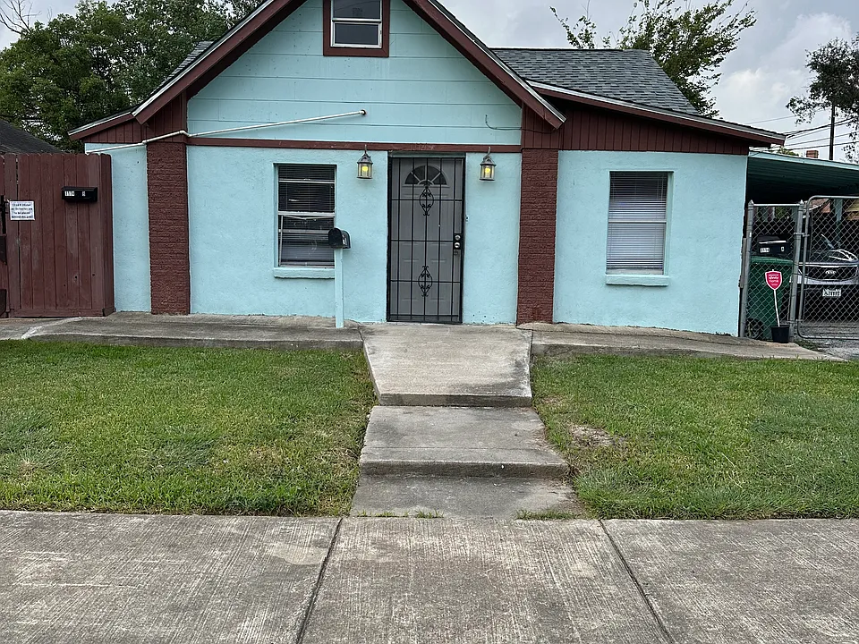 Elliston St