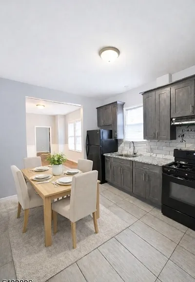 69-71 N 13th St #2 — Photo 4
