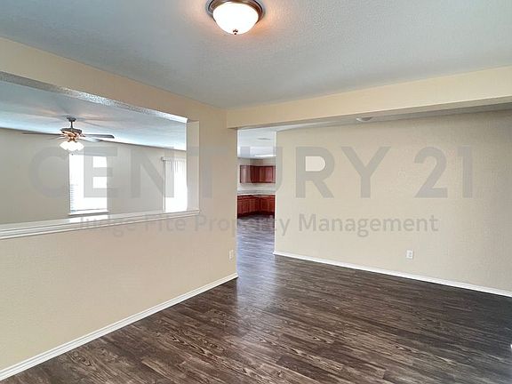 3rd image of 912 Bee Creek Ln