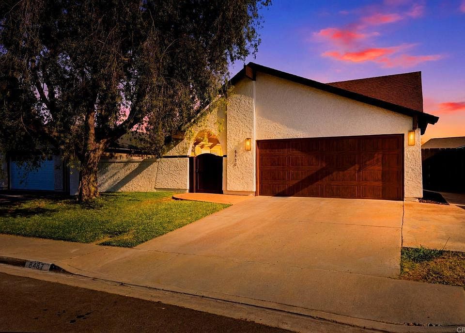 1st image of 8487 Pallux Way
