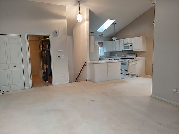 5th image of 1690 Autumn Ave Unit D
