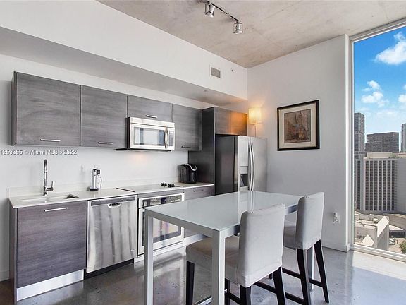 2nd image of 151 SE 1st St APT 2311